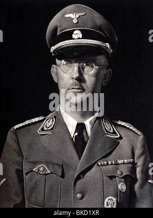 Himmler, Heinrich, 7.10.1900 - 23.5.1945, politico tedesco (NSDAP), Reichsfuehrer SS 1929 - 1945, mezza lunghezza in uniforme, circa 1940, Foto Stock