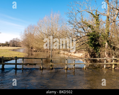 Scacchi fiume nella valle di scacchi, Bucks, Regno Unito Foto Stock