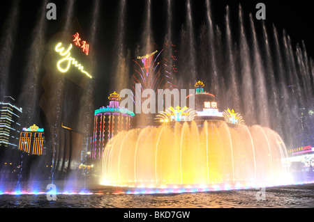 Luci e giochi d'acqua, casinos district, Macau, Cina Foto Stock