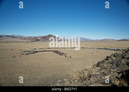 Ovetview della annuale Golden Eagle Festival. Il bayan Olgii, Mongolia occidentale. Foto Stock