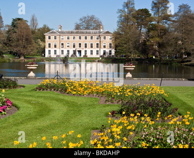 'Museum n. 1' a Kew alloggiamento delle piante e la gente mostra Foto Stock