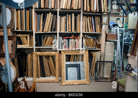 Incorniciatura di disegni Store nel Quartiere Latino, Parigi-American Art", Parigi, Francia Foto Stock