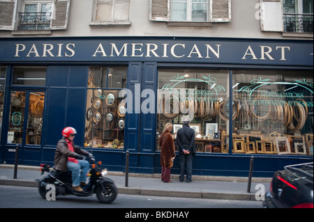 Picture Framing Store nel quartiere Latino, "Arte americana di Parigi", fuori dal vecchio negozio francese, negozi di Saint Germain des Prés, Vintage Framing Store Foto Stock