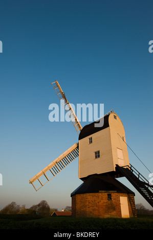 Mulino a vento di Mountnessing post in Essex Foto Stock