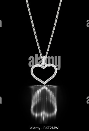 A forma di cuore ad diamante collana pendente Foto Stock