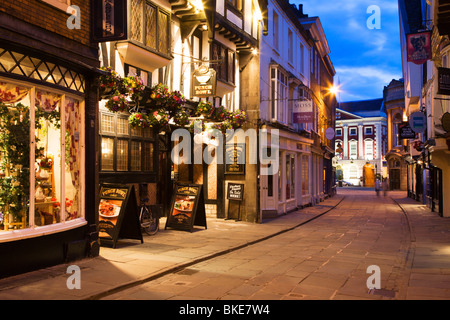 Guardando da Stonegate verso Mansion House York Yorkshire Regno Unito Foto Stock