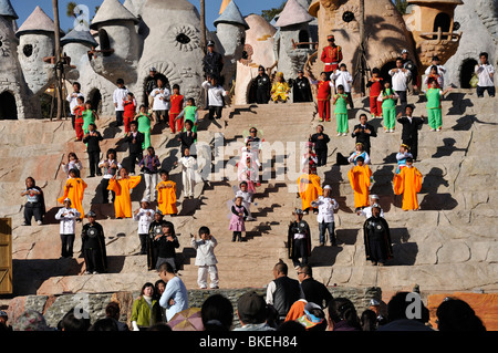 Gli interpreti di Kunming il Regno dei nani Theme Park (Cina) Foto Stock