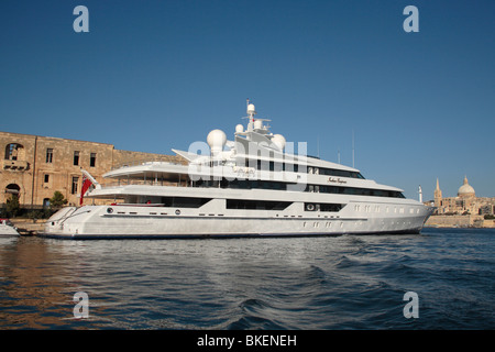 Il 95m oceanco superyacht imperatrice indiano Foto Stock