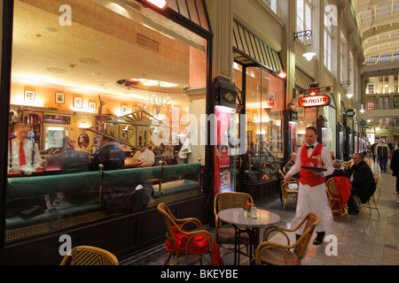 Mephisto Bar il più giovane parte dello storico ristorante Auerbach's Keller a Leipzig, Germania; Goethe era ospite qui. Foto Stock