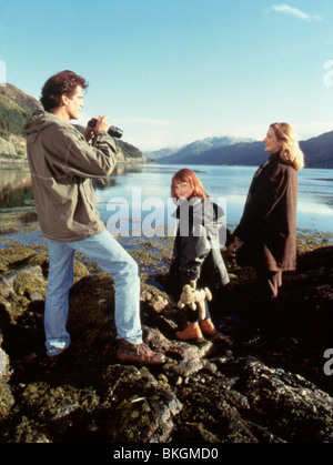 LOCH NESS (1996) Ted Danson, KIRSTY GRAHAM, JOELY RICHARDSON LNES 003 Foto Stock