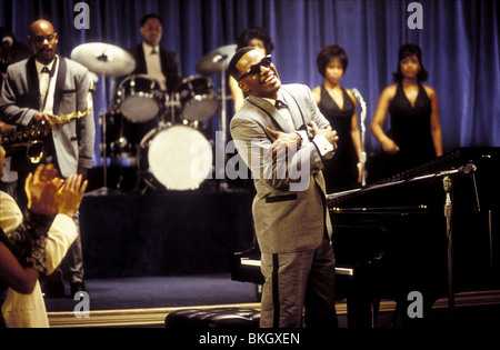 RAY (2004) sblocca il mio cuore: il Ray Charles Story (ALT) Jamie Foxx RAY 001-017 Foto Stock