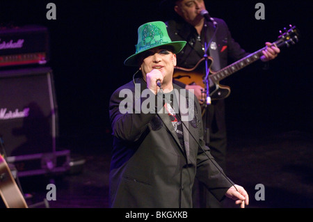 Boy George è 'un contatto ravvicinato e personale in concerto a Swansea Grand Theatre. Foto Stock