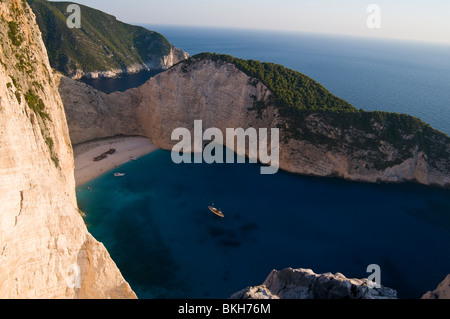 Grecia,mare Ionico isola Zante- la famosa spiaggia ' Navagio'- ' il relitto' Foto Stock