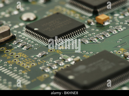 Immagine di circuiti integrati e la tecnologia a montaggio superficiale Foto Stock