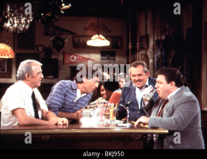 CHEERS (TV) NICHOLAS COLASANTO, Ted Danson, John RATZENBERGER, GEORGE WENDT CHRS 026 Foto Stock