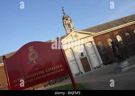 Il Royal Hospital,casa per anziani e pensionati ex veterani e donne,fondato da re Carlo II nel 1682. Foto Stock