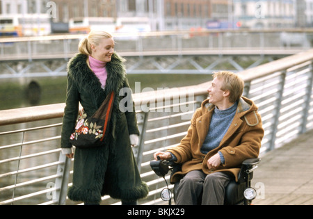 RORY O'SHEA è stata qui (2004) all'interno di sto ballando (ALT) ROMOLA GARAI, STEVEN ROBERTSON RYOS 001-03 Foto Stock