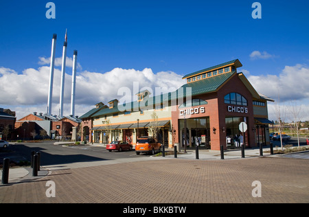 Il vecchio mulino, un grande centro commerciale elegante mall in curva, Oregon Foto Stock