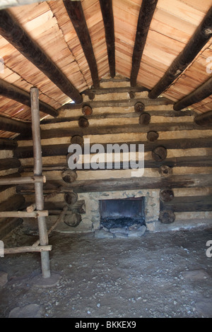 Interno del soldato di capanne a Valley Forge National Park in Pennsylvania Foto Stock