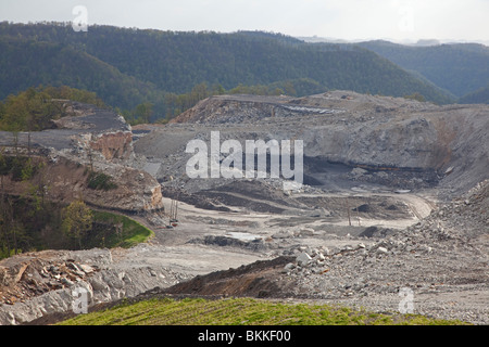 Cima la rimozione del carbone sito minerario Foto Stock