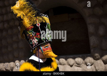 Un ballerino Chinelo esegue durante i festeggiamenti del carnevale in Yautepec, Messico Foto Stock