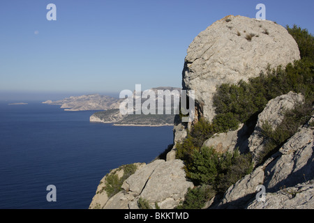 Ingresso delle montagne rocciose marseille cassis mare mediterraneo Francia provenza costa Foto Stock