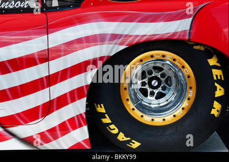 Ian hanson Chevrolet Corvette trascina auto a Santa Pod Raceway, Inghilterra Foto Stock