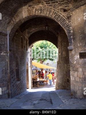 Piccolo street market, Assisi, Provincia di Perugia, Umbria, Italia Foto Stock