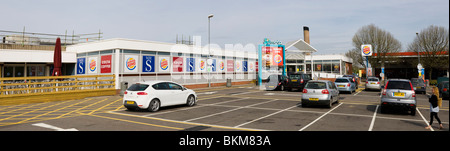 Frankley Motorway Services, gestito da MOTO, sull'autostrada M5 (vicino allo svincolo 3), direzione nord. REGNO UNITO. Foto Stock