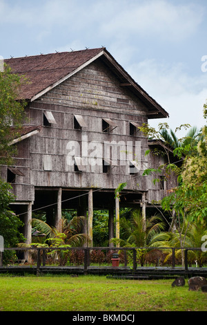 Melanau Tall House al Sarawak Villaggio Culturale, Spiaggia. Kuching, Sarawak, Borneo Malese. Foto Stock