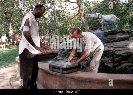 DIE HARD: con una vendetta (1995) DIE HARD 3 (ALT) samuel l jackson, Bruce Willis DHD3 010 Foto Stock