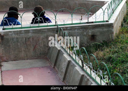 Scena dalla piccola cittadina di Macha nell'altopiano boliviano. Foto Stock