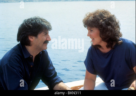 SHIRLEY VALENTINE (1989) di TOM CONTI, Pauline COLLINS SHV 002 Foto Stock