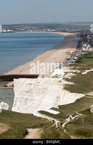 Seaford la città e la spiaggia vista da Seaford testa. East Sussex. Inghilterra Foto Stock