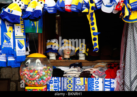 Sport bosniaco stallo usura Sarajevo in Bosnia OLD TOWN Sarajevo in Bosnia 13 Marzo 2010 Foto Stock