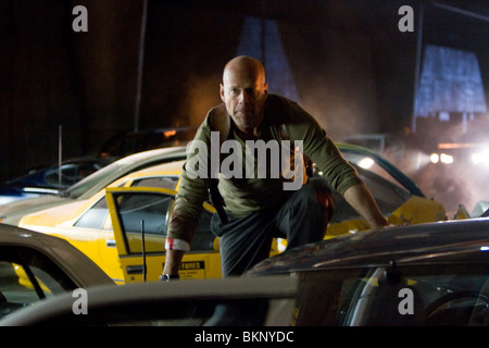 Vivere liberi o DIE HARD (2007) DIE HARD 4.0 (ALT) Bruce Willis LFDH 001-03 Foto Stock