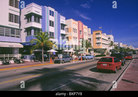 Edifici in stile liberty lungo Ocean Avenue a South Beach, Miami Beach, Florida Foto Stock