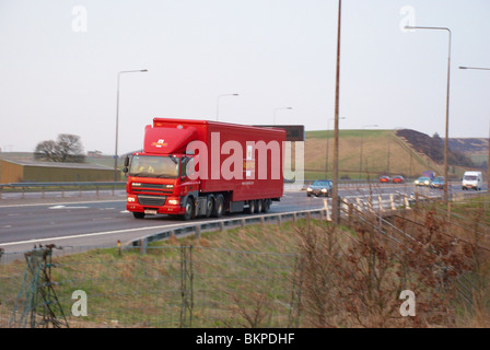 Royal Mail camion sul M62 Foto Stock