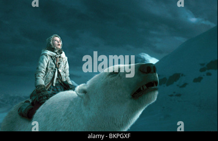 THE GOLDEN COMPASS (2007) DAKOTA BLUE RICHARD CHRIS WEITZ (DIR) TGCO 009 Foto Stock