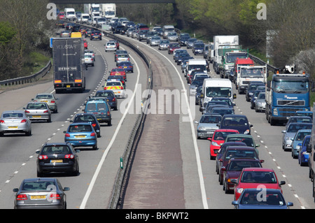 Ora di punta del traffico su A34 al di fuori Oxford Foto Stock