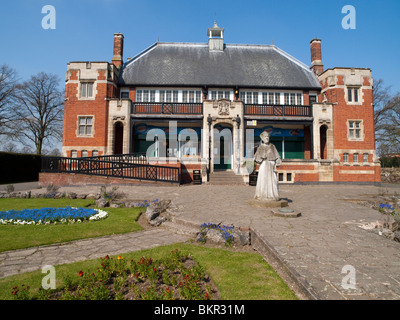 Il padiglione di parchi di Abbey Park, Leicester Inghilterra REGNO UNITO Foto Stock