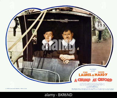 Un CHUMP A OXFORD (1940) Stan Laurel e Oliver Hardy Alfred J. GOULDING (DIR) 002 Foto Stock