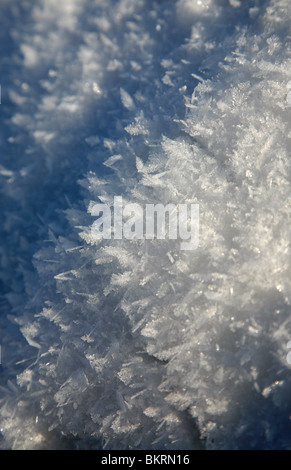Close up cristalli di neve fiocchi inverno Foto Stock