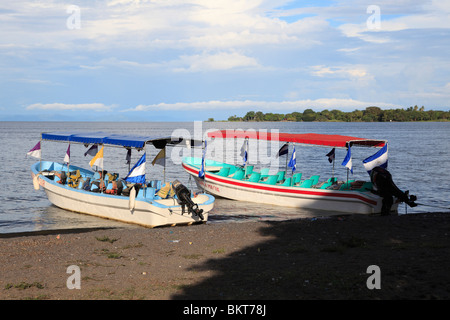 Le imbarcazioni turistiche, Lago di Nicaragua, il lago Cocibolca, Lago de Nicaragua, Granada, Nicaragua america centrale Foto Stock