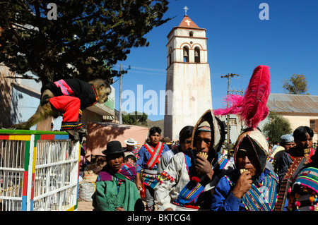 Tinku festival del quechua Indiani che vivono nella città di Macha nell'altopiano boliviano. Foto Stock