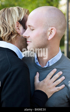Due amare gli uomini gay Foto Stock