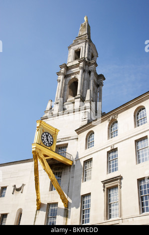 Particolare della Sala Civica con torre e orologio in Leeds REGNO UNITO Foto Stock