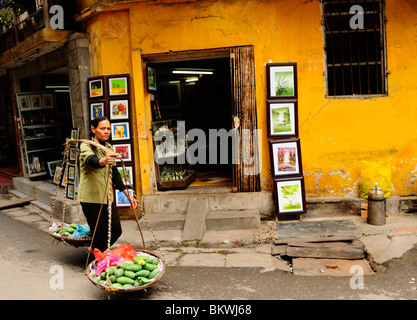 Scena di strada ,hanoi , vietnam Foto Stock