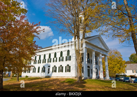 La storica Windham County Courthouse in Newfane, Vermont. Caduta. Foto Stock