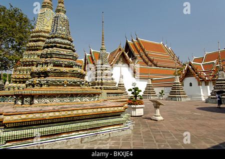 Il Wat Phra Chetuphon monastero Re Rama una dinastia Chakri del XVI secolo ; pagode ; Tailandia ; a sud est asiatico Foto Stock